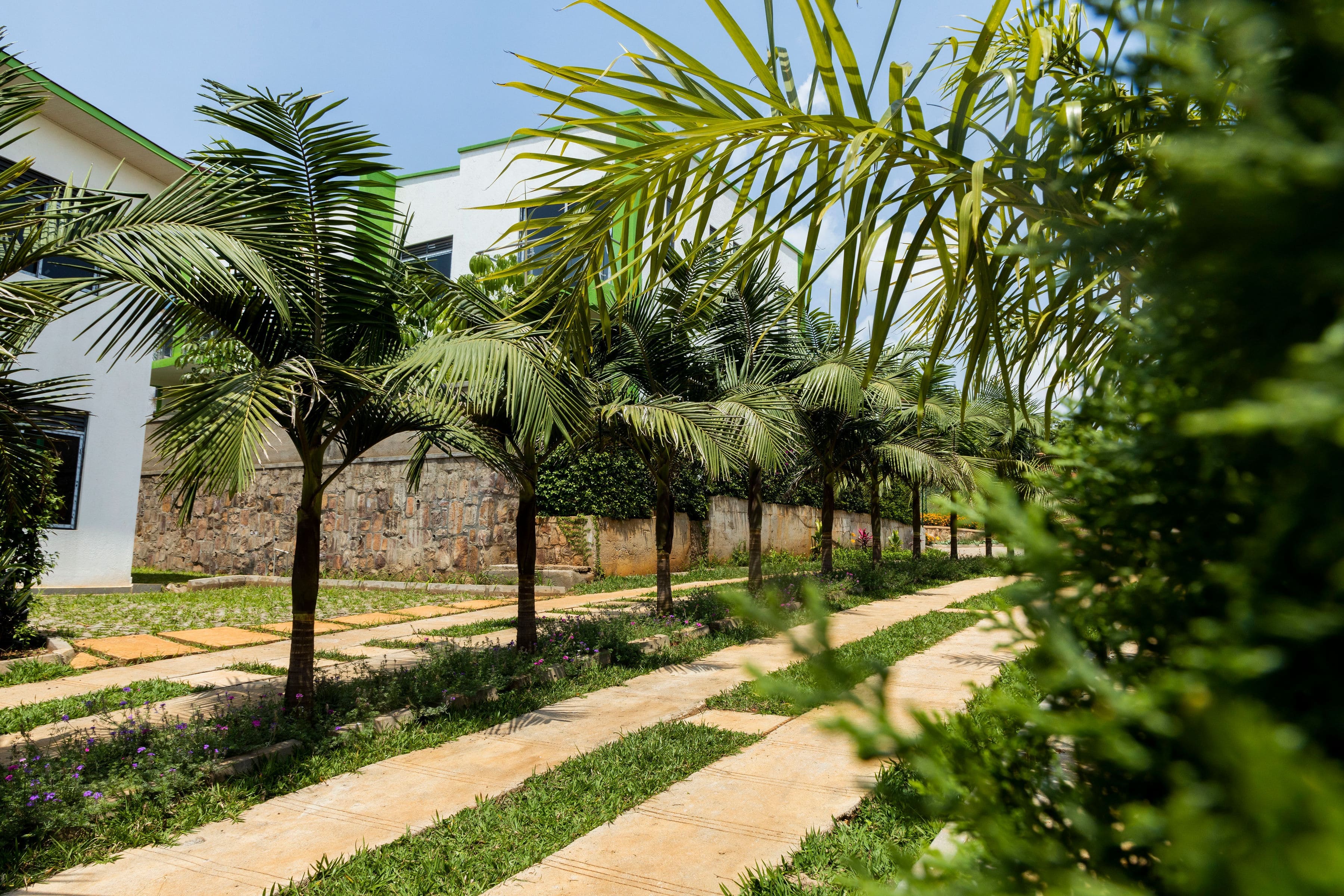 PINACCLE GARDENS ESTATE