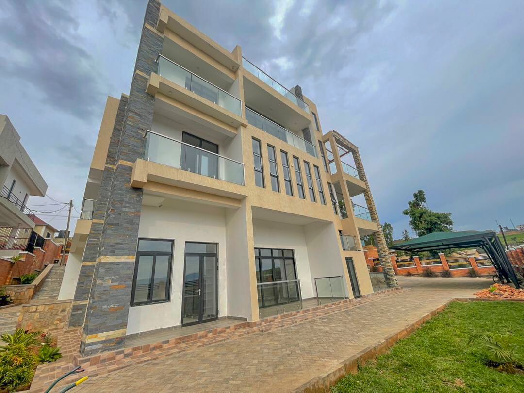 CR 015 VILLA FOR RENT IN KAGUGU