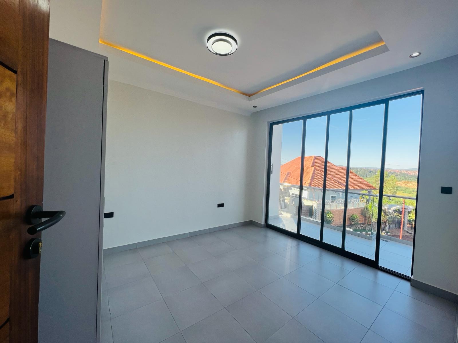 CS 002 RESIDENTIAL HOUSE FOR SALE IN KAGARAMA