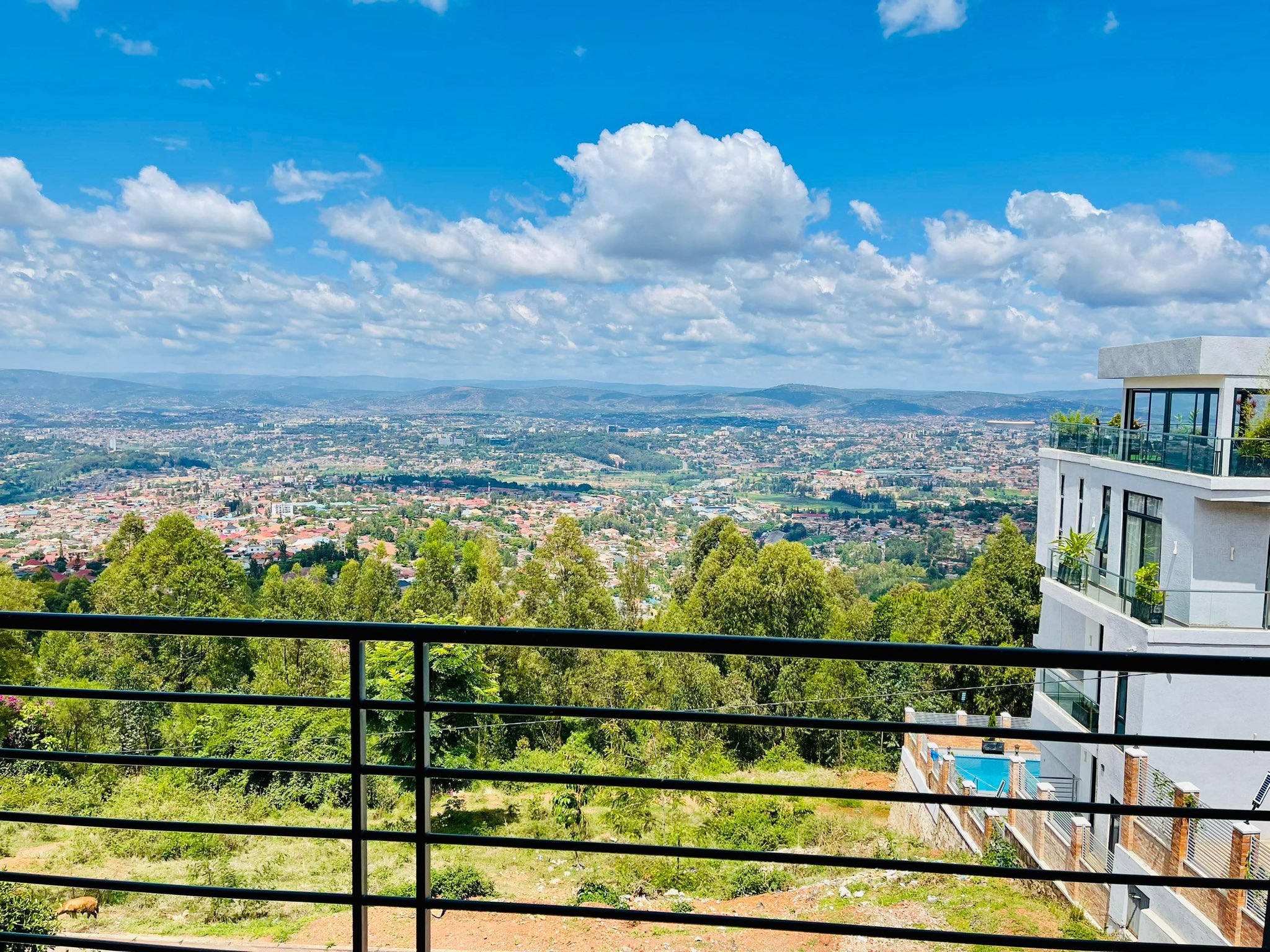 CR 005 APARTMENT FOR SALE IN REBERO