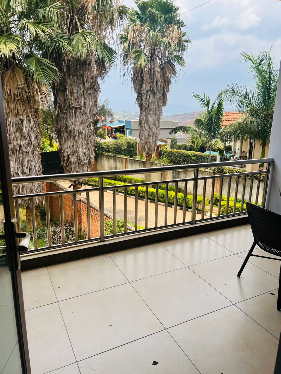 CR 020 RESIDENTIAL HOUSE FOR RENT IN GACURIRO