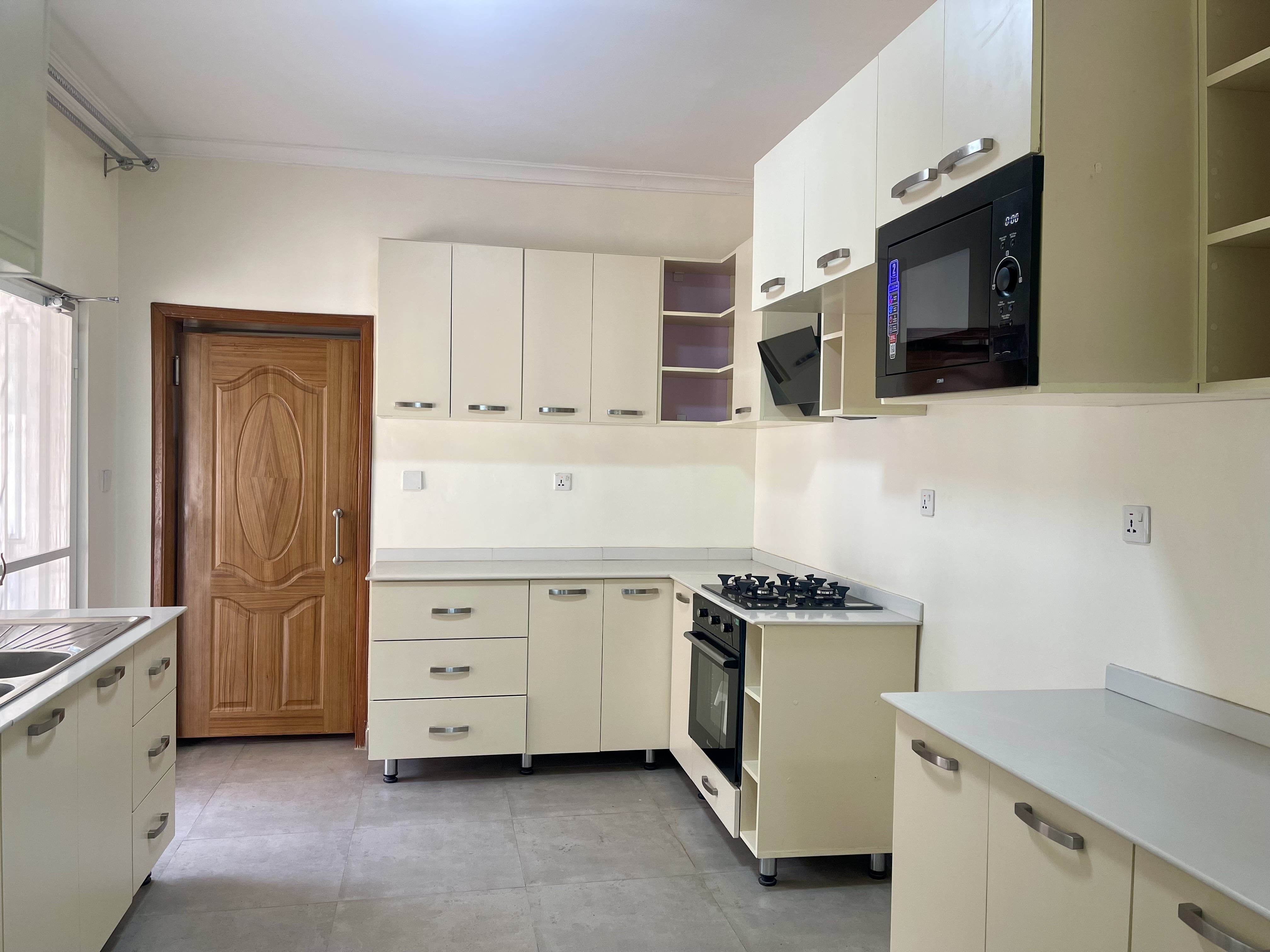 CR O23 RESIDENTIAL HOUSE FOR RENT IN KACYIRU