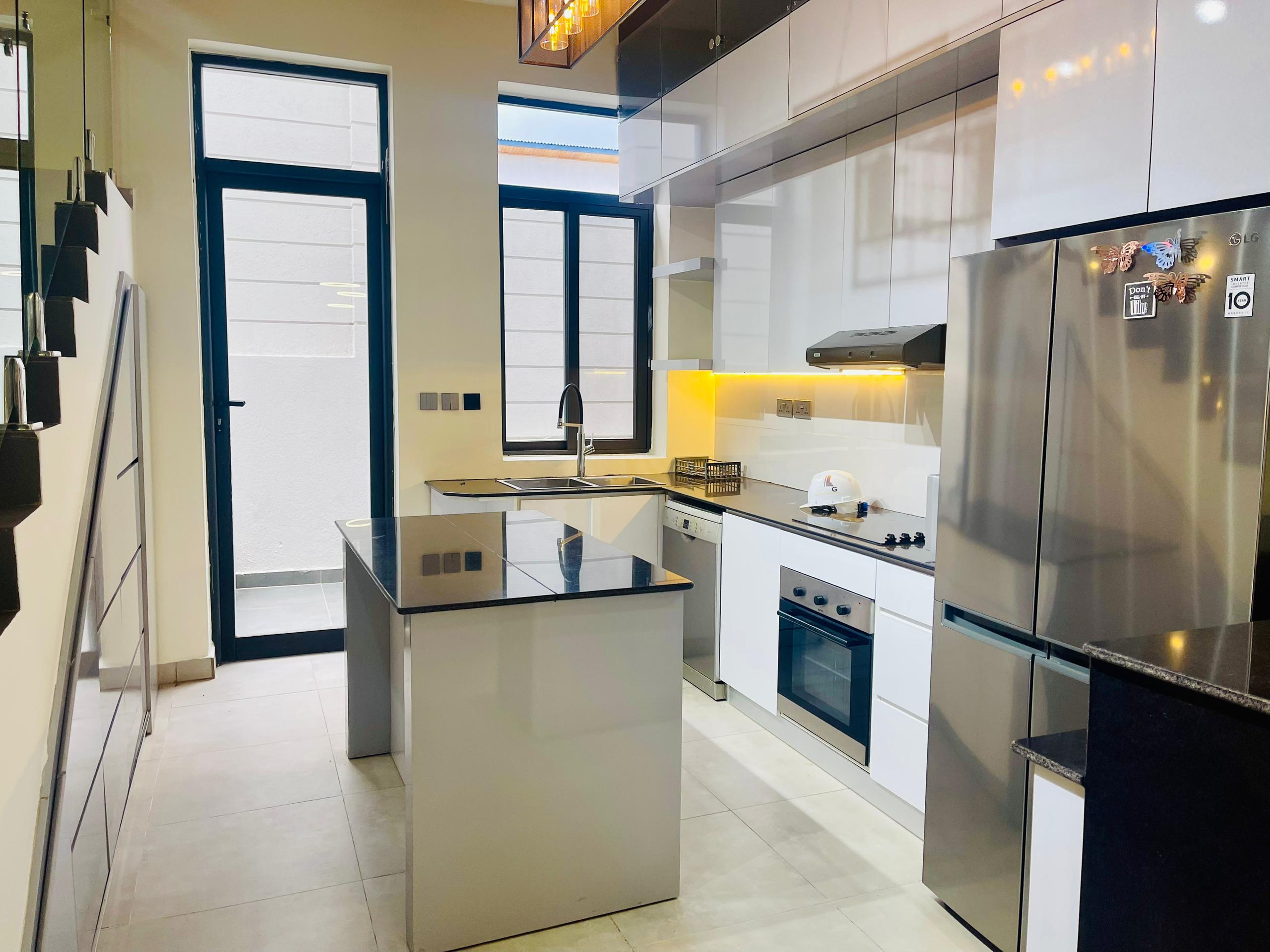 CR O27 RESIDENTIAL HOUSE FOR RENT IN REBERO