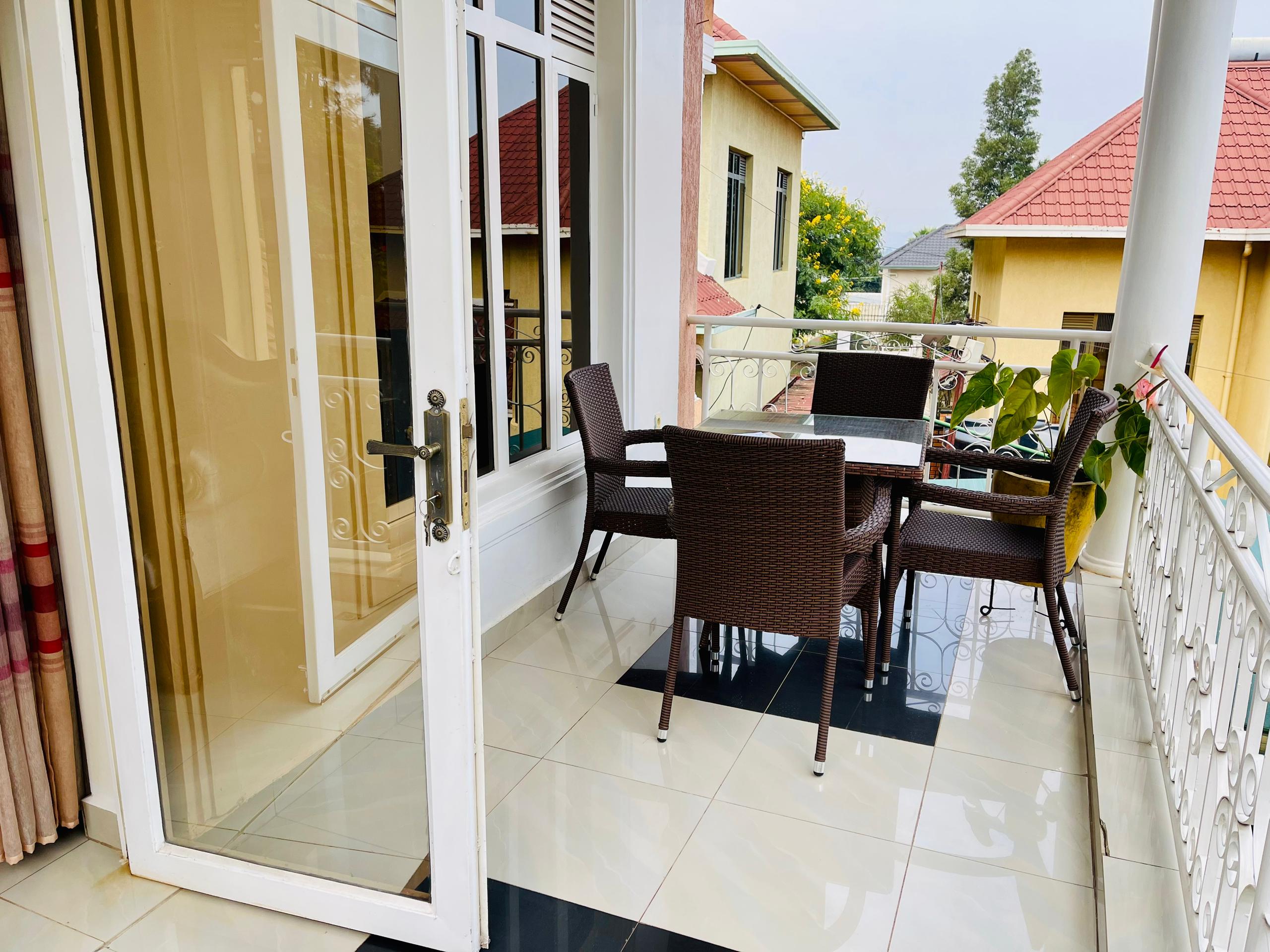 CR 029 RESIDENTIAL HOUSE FOR RENT IN KIBAGABAGA
