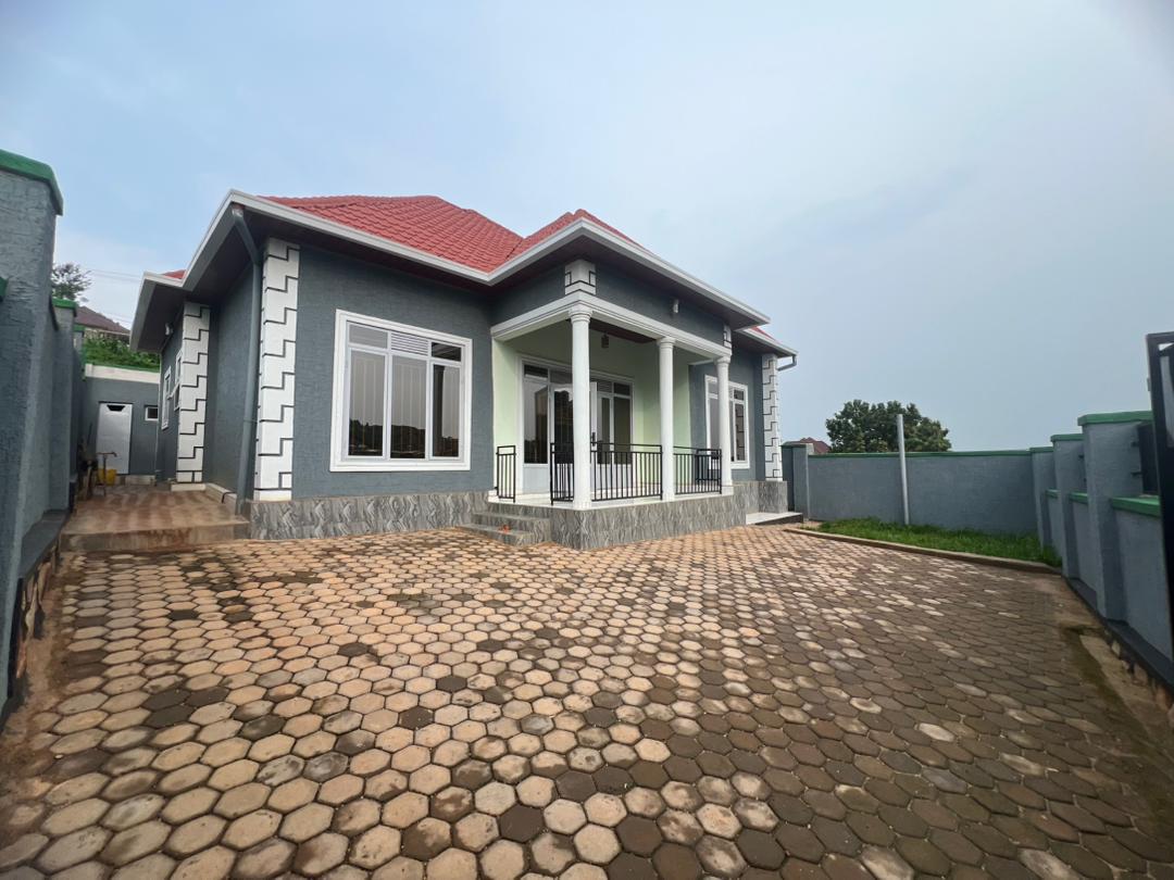 CR 031 RESIDENTIAL HOME FOR SALE IN KICUKIRO