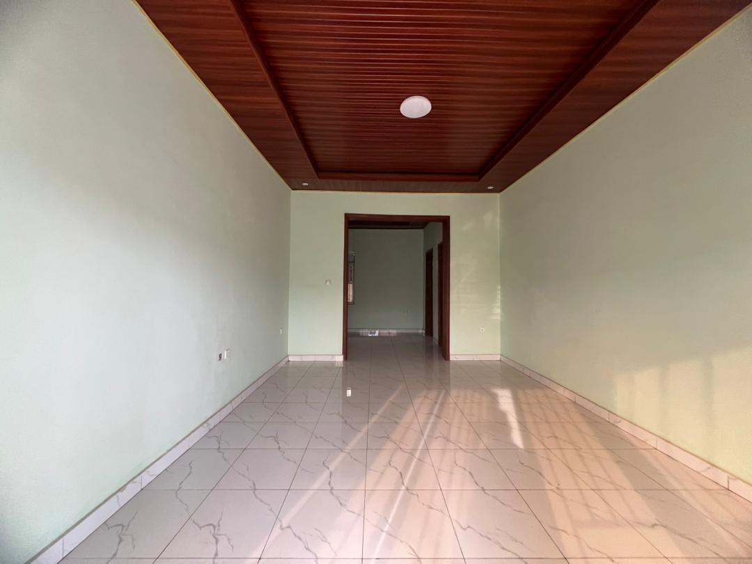CR 031 RESIDENTIAL HOME FOR SALE IN KICUKIRO