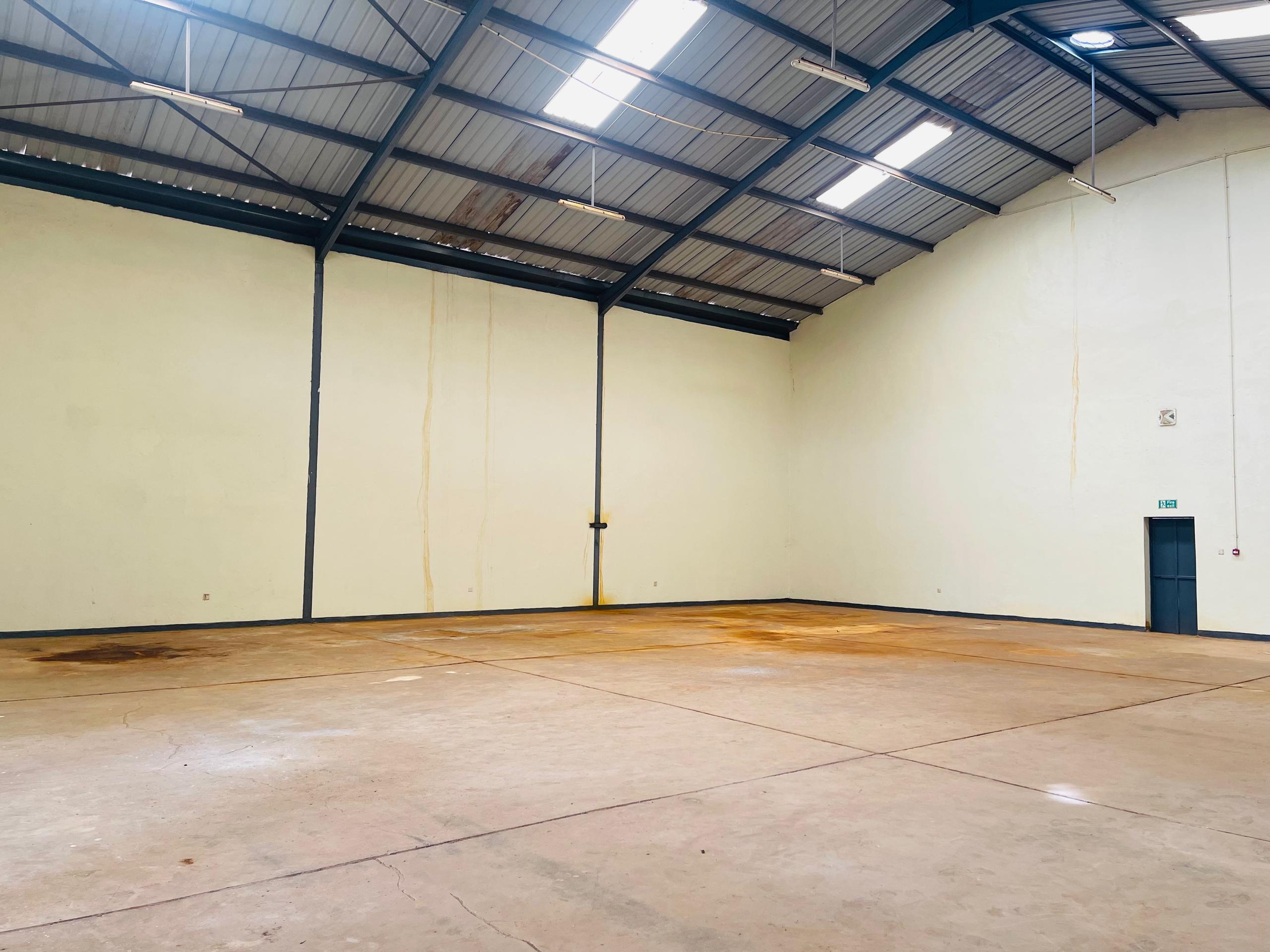 CR 035 WAREHOUSE FOR SALE IN MASORO