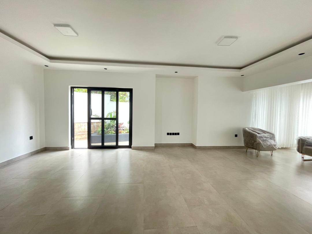 CR 006 Duplex houses for rent in Kiyovu