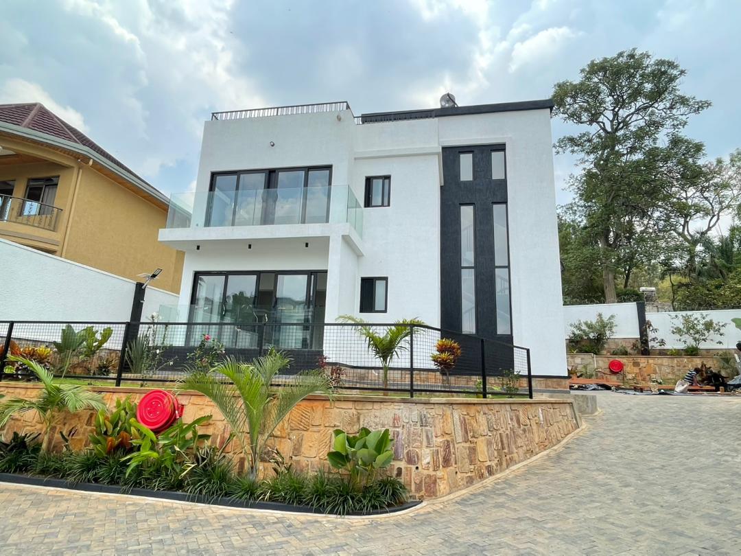 CR 006 Duplex houses for rent in Kiyovu