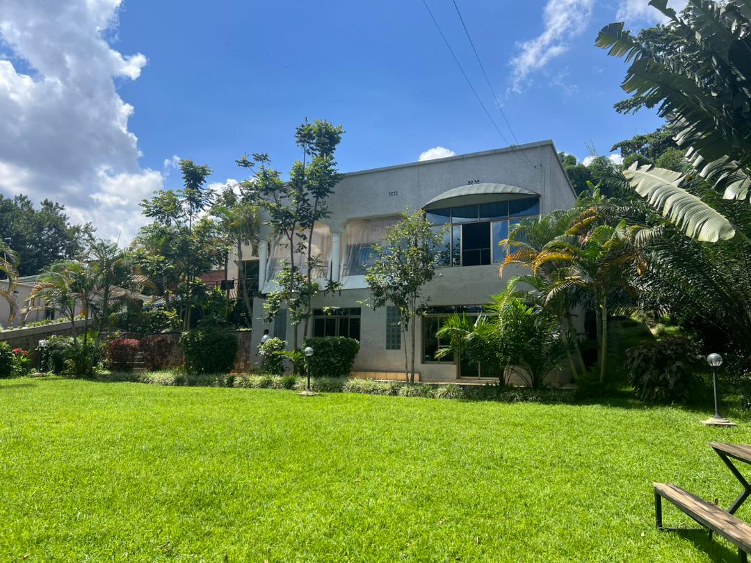 CR 062 RESIDENTIAL HOUSE FOR RENT IN KIMIHURURA