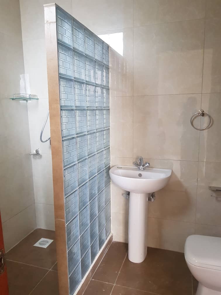 CR 071 RESIDENTIAL HOUSE FOR SALE IN KIBAGABAGA