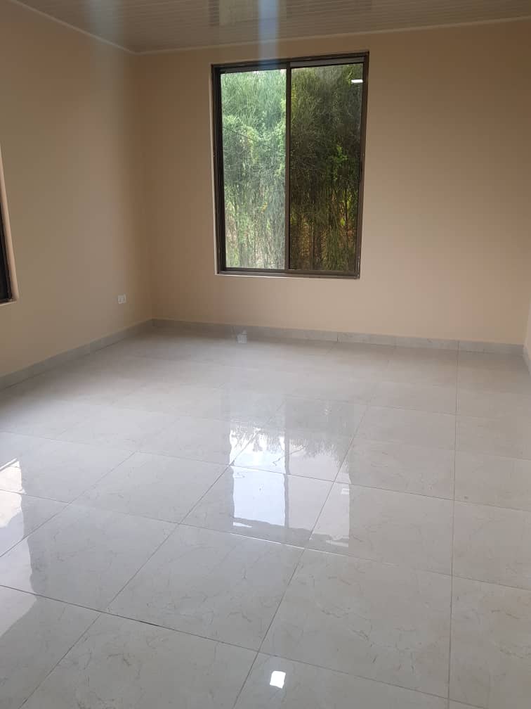 CR 071 RESIDENTIAL HOUSE FOR SALE IN KIBAGABAGA