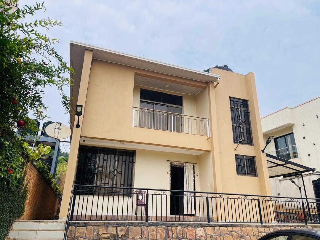 CR 071 RESIDENTIAL HOUSE FOR SALE IN KIBAGABAGA