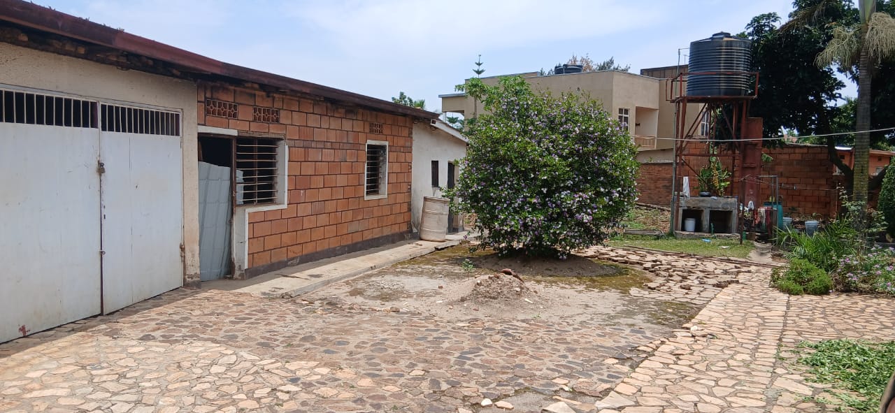 CR 081 PROPERTY FOR SALE in REMERA-KISIMENTI