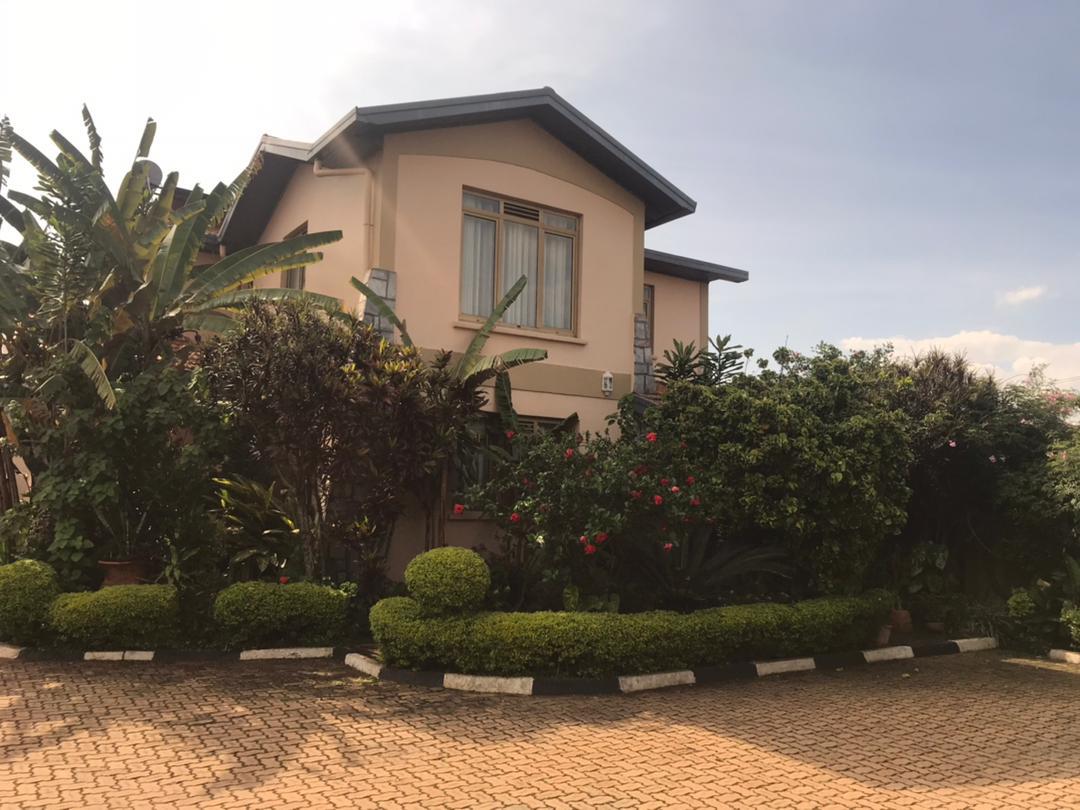 CR 088 RESIDENTIAL HOME FOR RENT IN GACURIRO