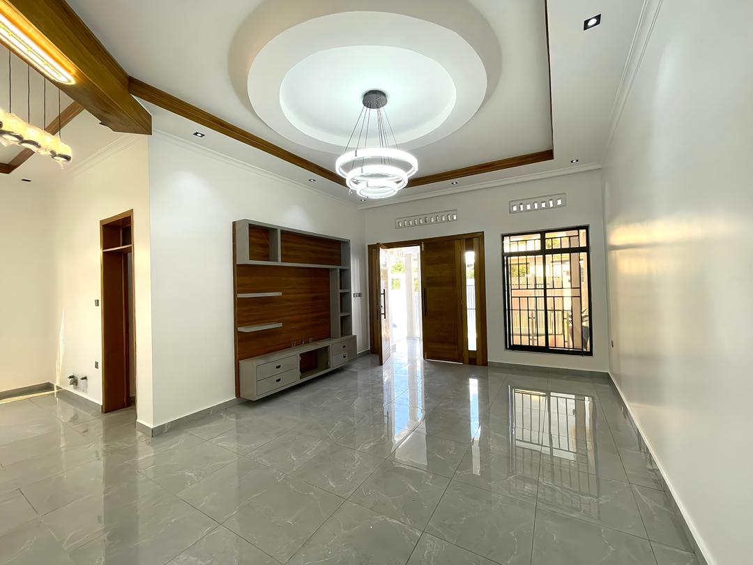 CR 096 HOUSE FOR SALE IN KIBAGABAGA