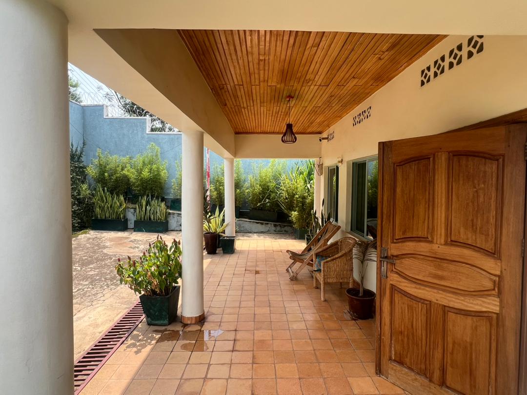 CR 101 HOUSE FOR RENT IN RUGANDO