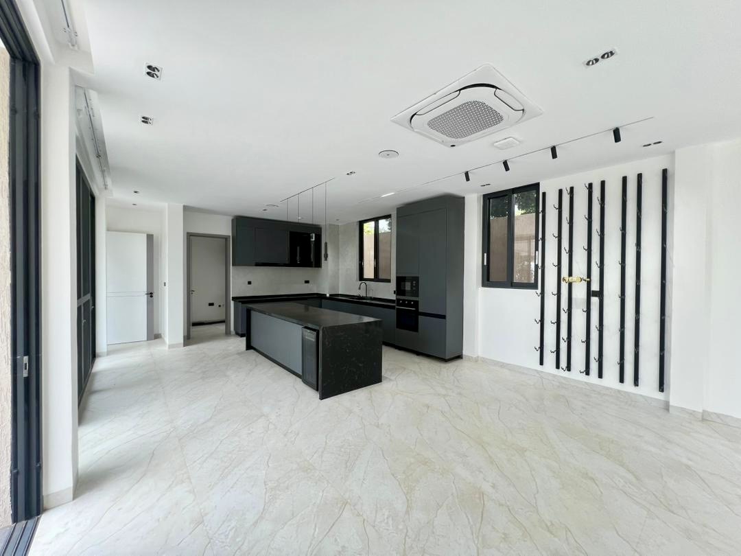 CR 104 HOUSE FOR SALE IN RUSORORO