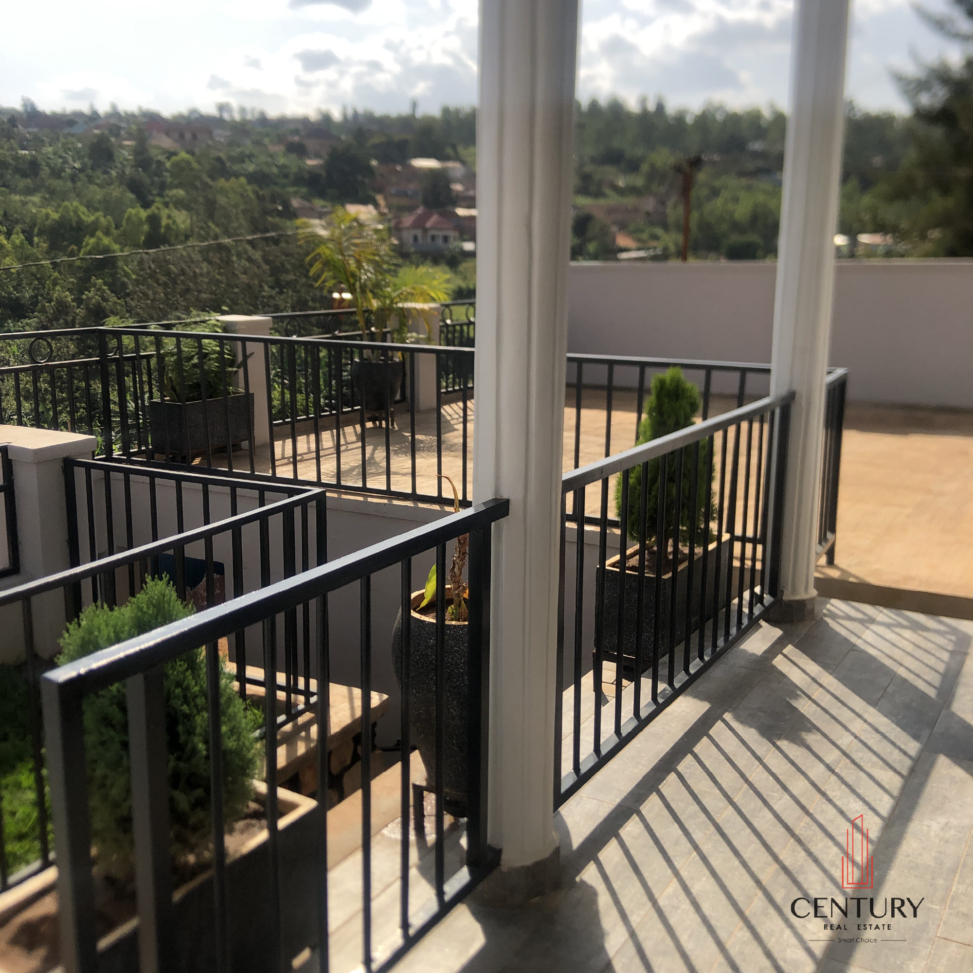 CR 108 RESIDENTIAL HOUSE FOR SALE IN KANOMBE