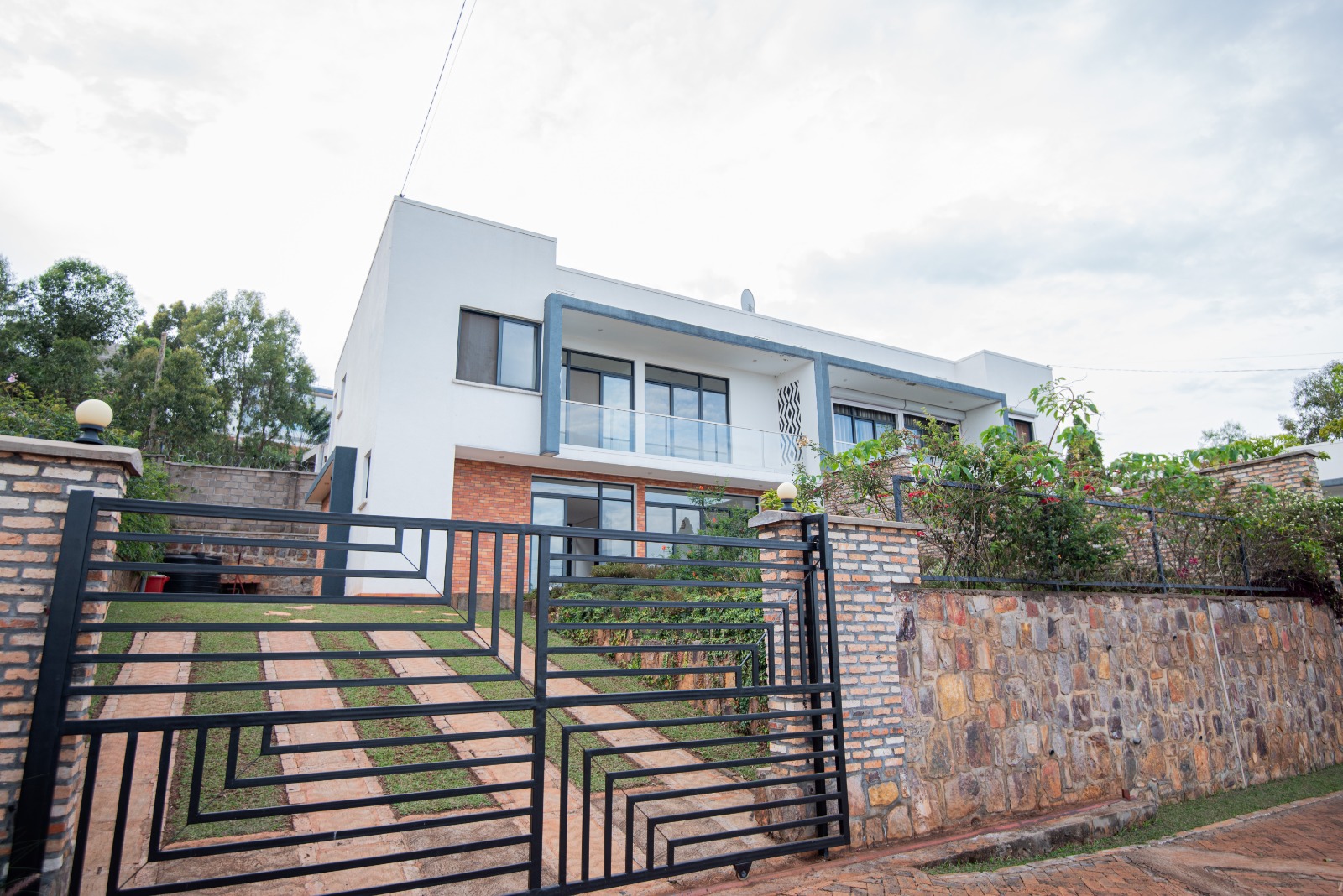 CR 111 VILLA FOR RENT AT ISANGE, ESTATE REBERO