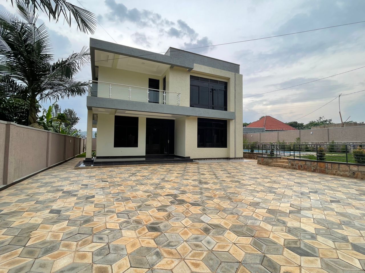 CR 113 RESIDENTIAL HOME FOR RENT IN RUSORORO