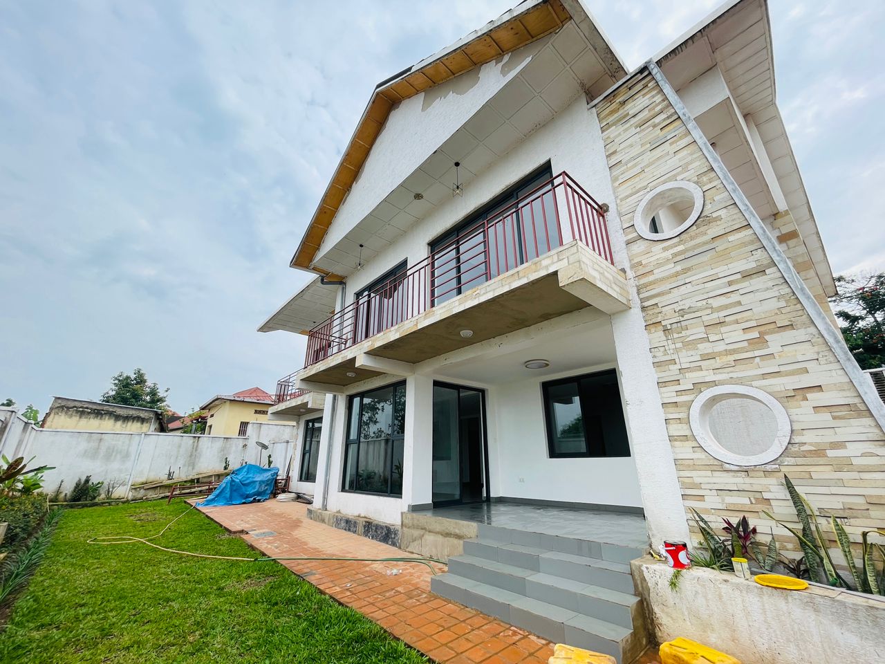 CR 115 RESIDENTIAL HOUSE FOR RENT IN REMERA, GISHUSHU