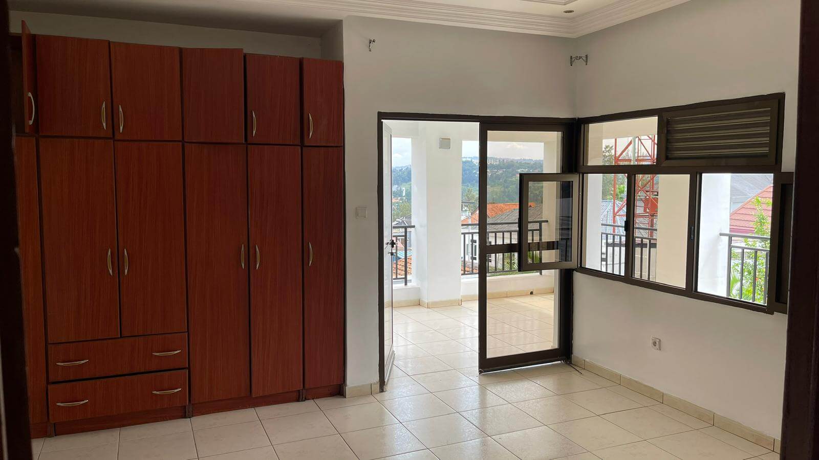 CR 125 RESIDENTIAL HOUSE FOR RENT IN NYARUTARAMA