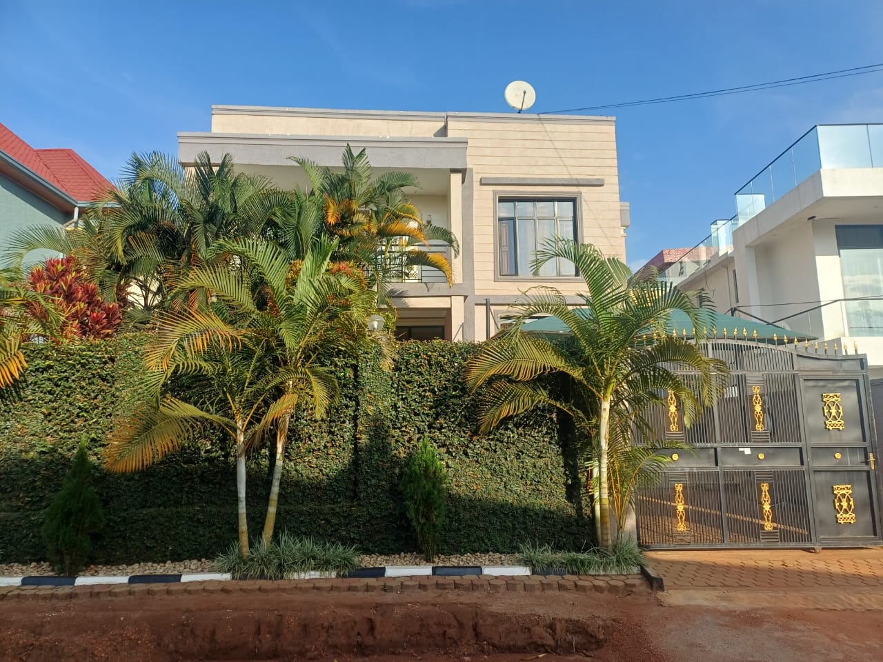 CR 126 RESIDENTIAL HOUSE FOR RENT IN RUSORORO