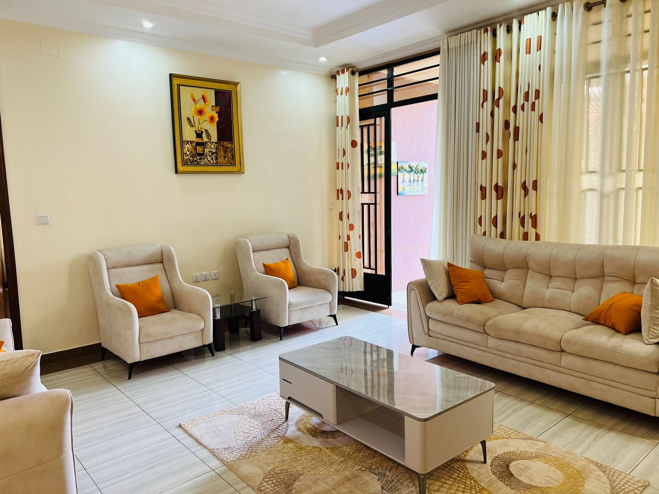 CR 126 RESIDENTIAL HOUSE FOR RENT IN RUSORORO