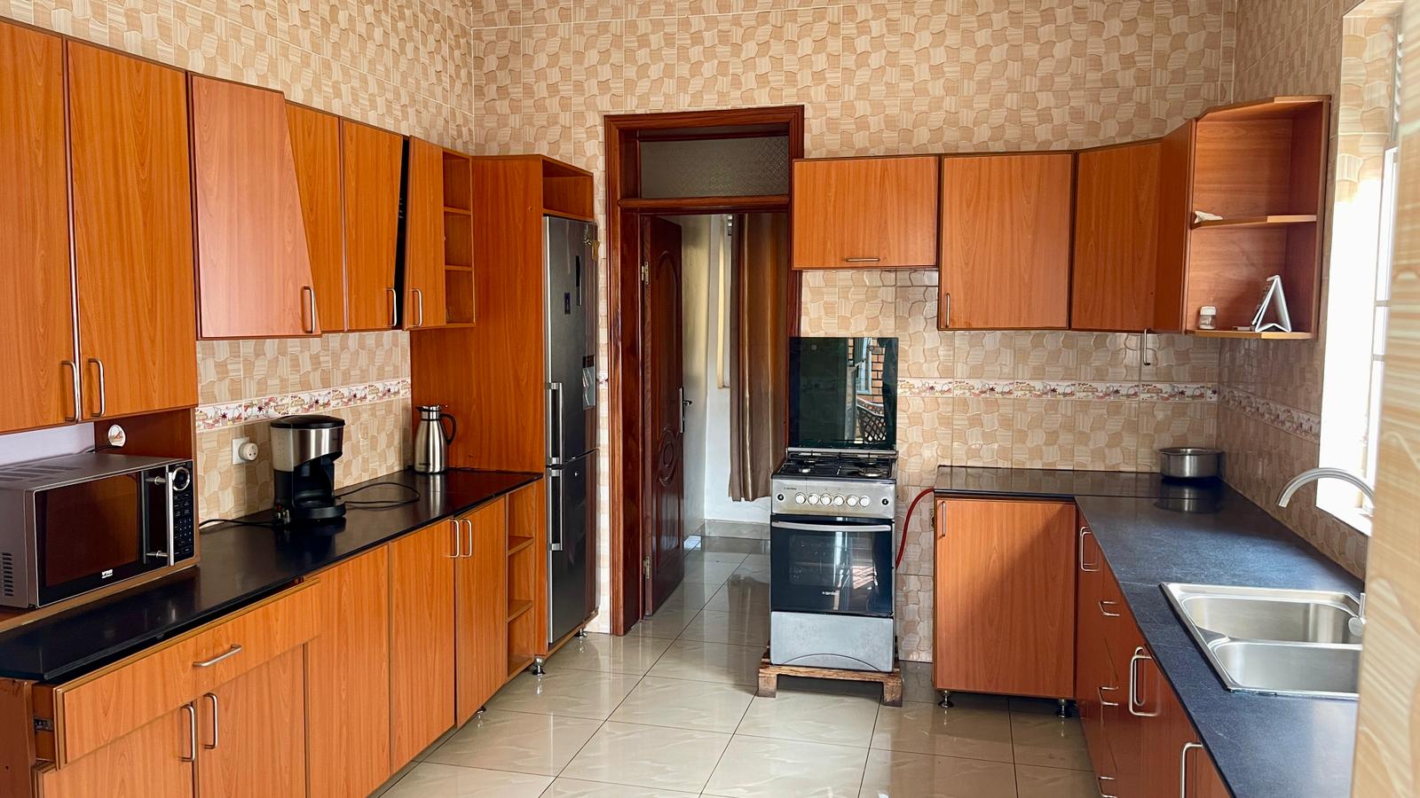 CR 128 RESIDENTIAL HOUSE FOR RENT IN RUGANDO,KIMIHURURA