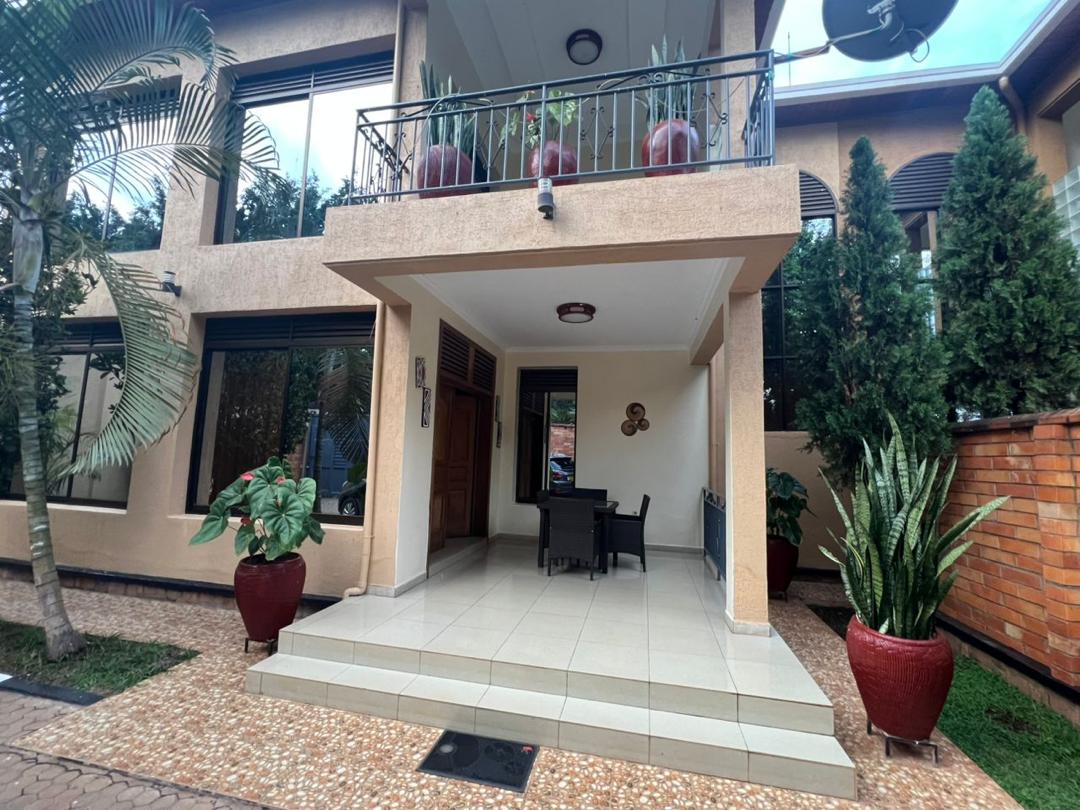 CR 130 TWIN HOUSES FOR RENT IN KICUKIRO,KAGARAMA