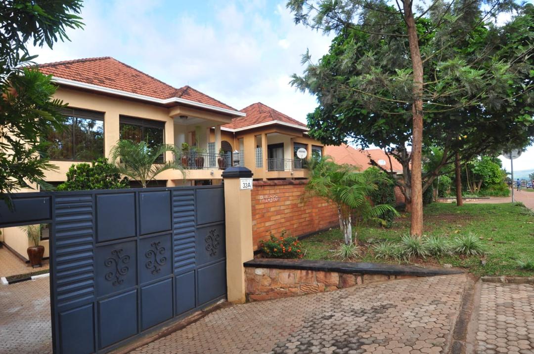 CR 130 TWIN HOUSES FOR RENT IN KICUKIRO,KAGARAMA