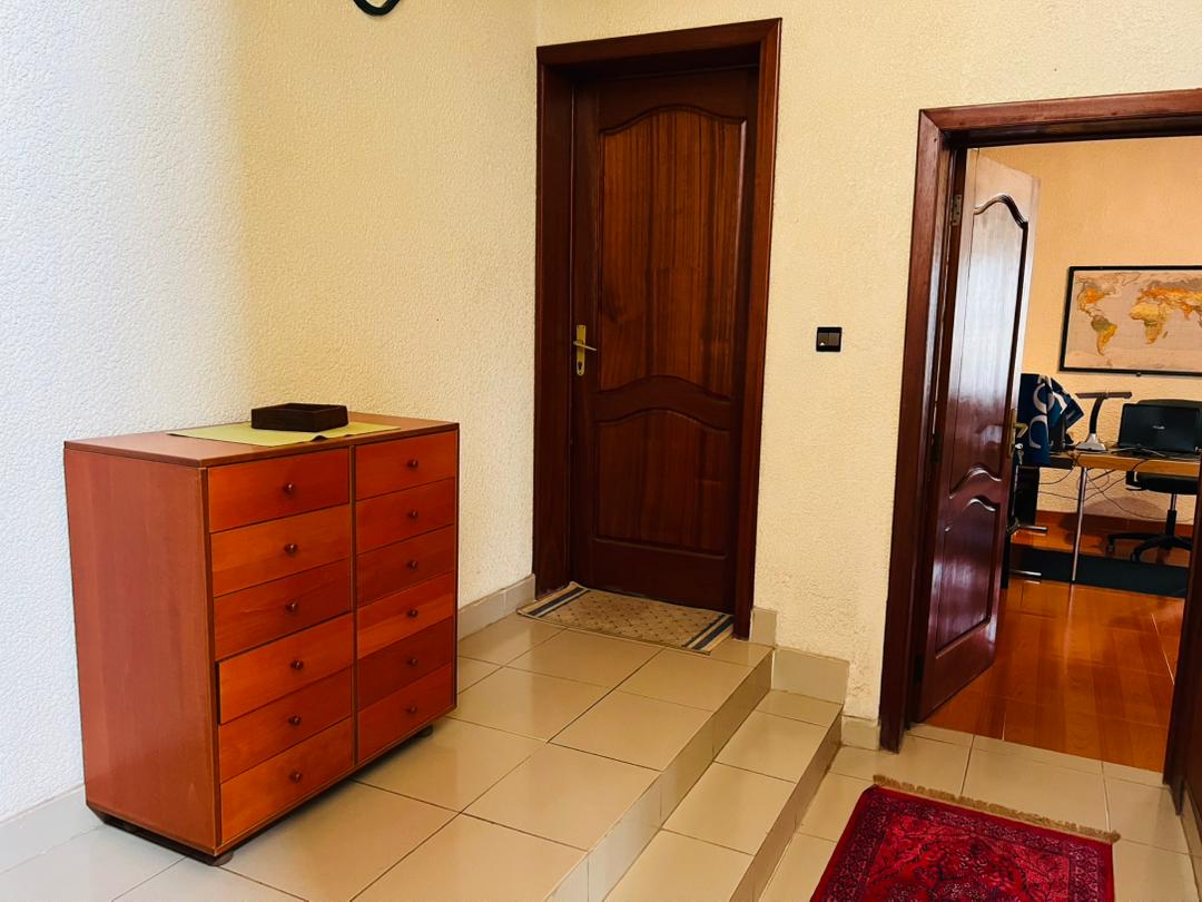 CR 131 RESIDENTIAL HOUSE FOR SALE IN NYARUTARAMA