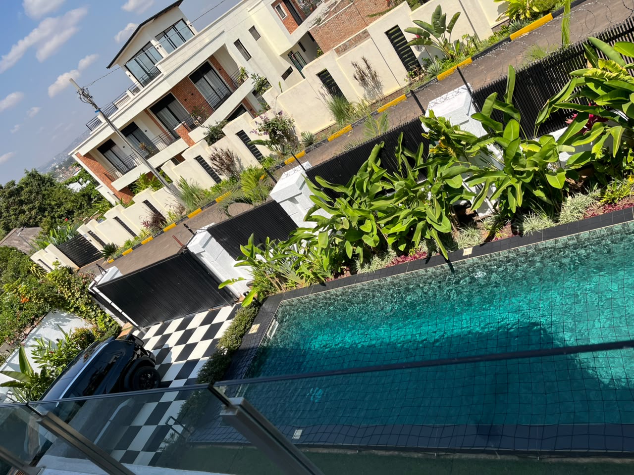 CR 147 RESIDENTIAL HOUSE FOR RENT IN KINYINYA