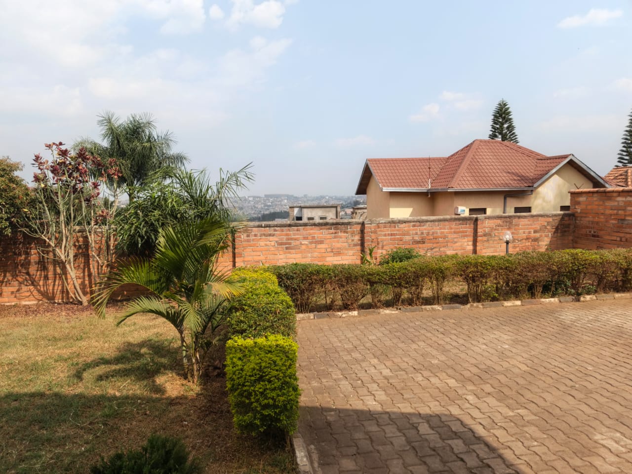 CR 160 PROPERTY FOR SALE IN GACURIRO